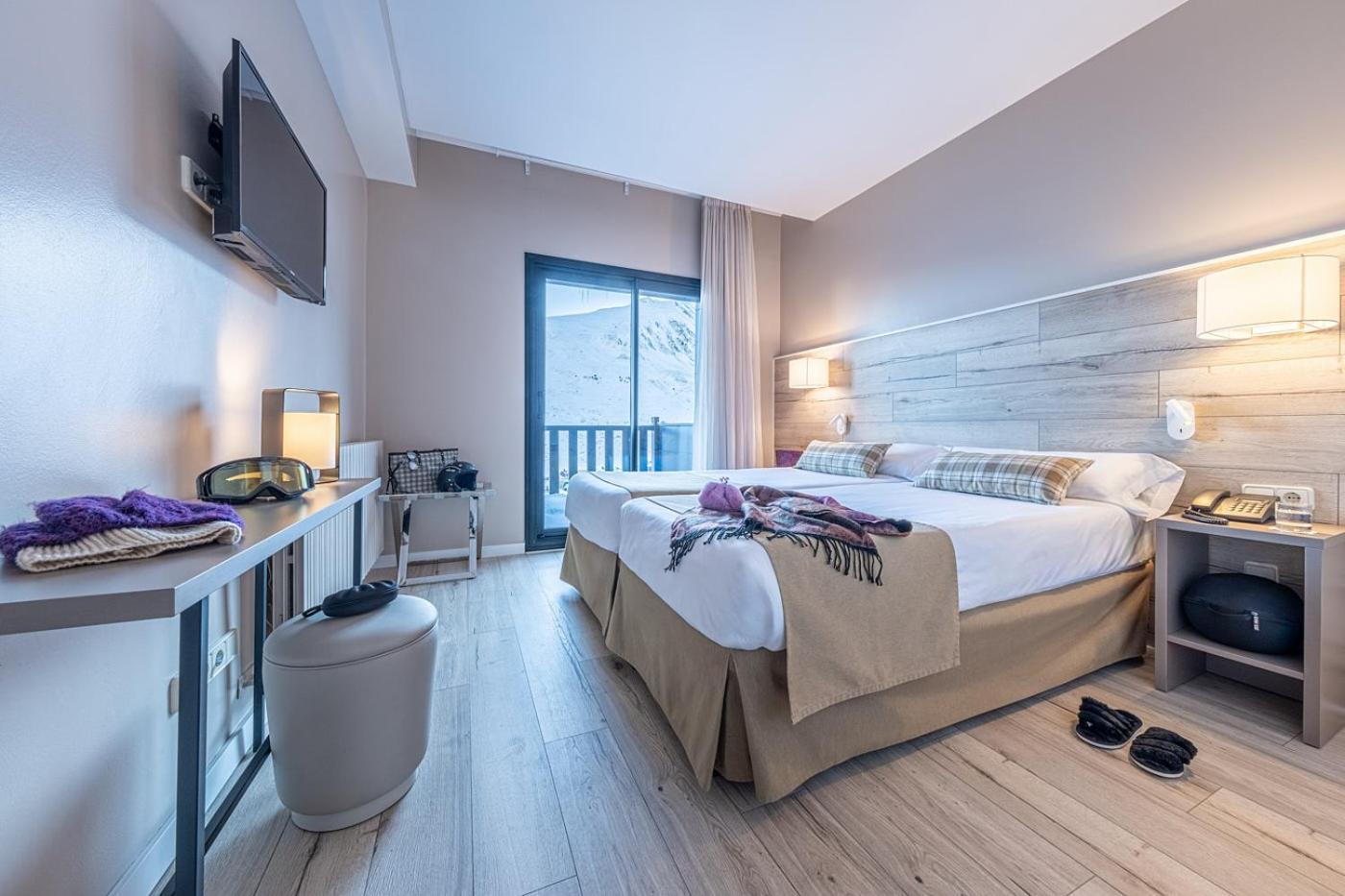 Hotel Caribou 파스데라까사 외부 사진